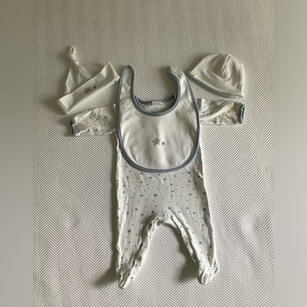 RH Baby & Child Footed Onesie with bib & two hats